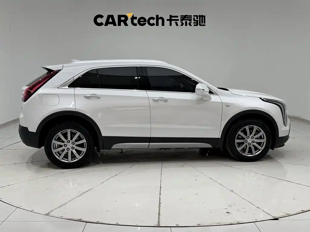 Cadillac XT4 — миниатюра 4