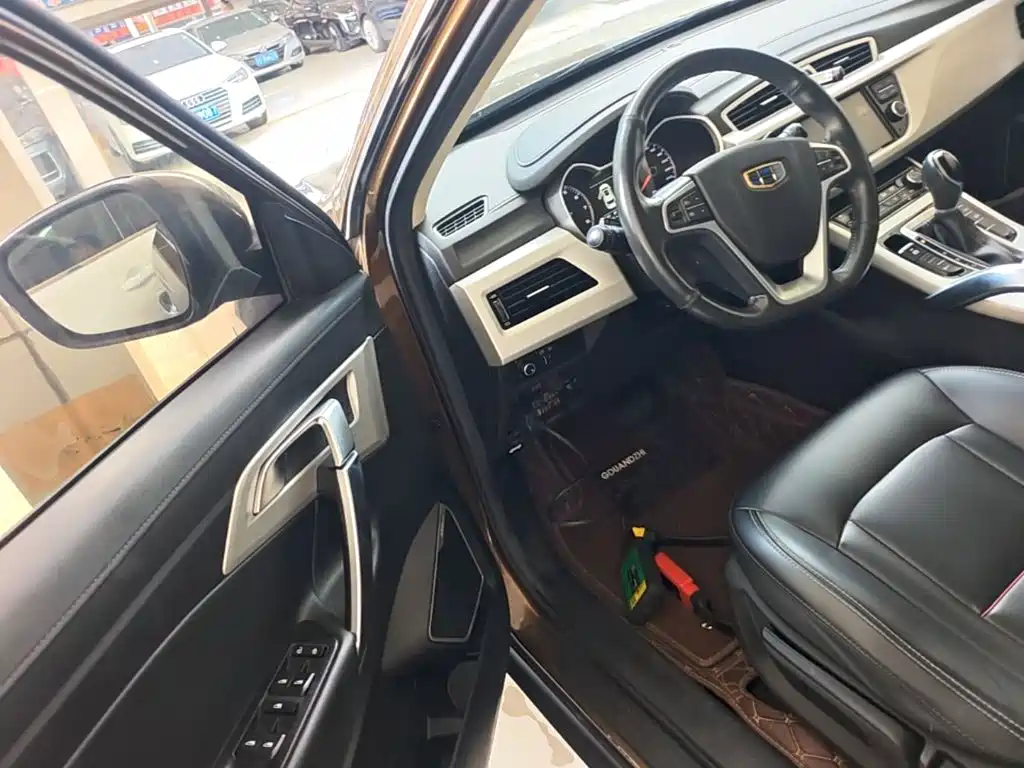 Geely Boyue — миниатюра 16