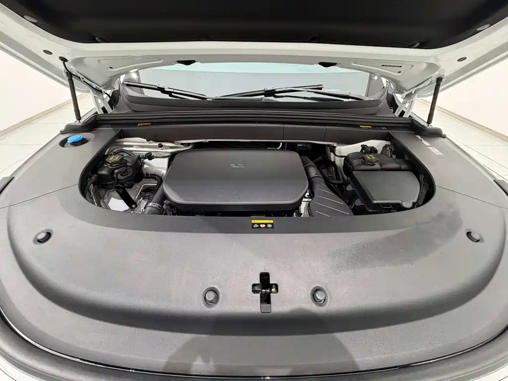 Li Auto Li L6 — миниатюра 12