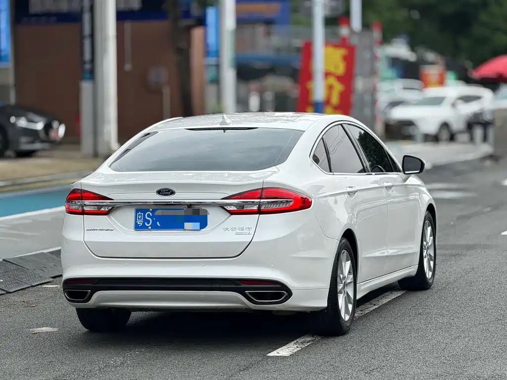 Ford Mondeo — миниатюра 2
