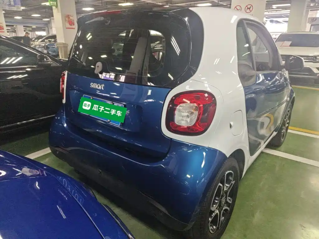 smart Smart Fortwo — миниатюра 6