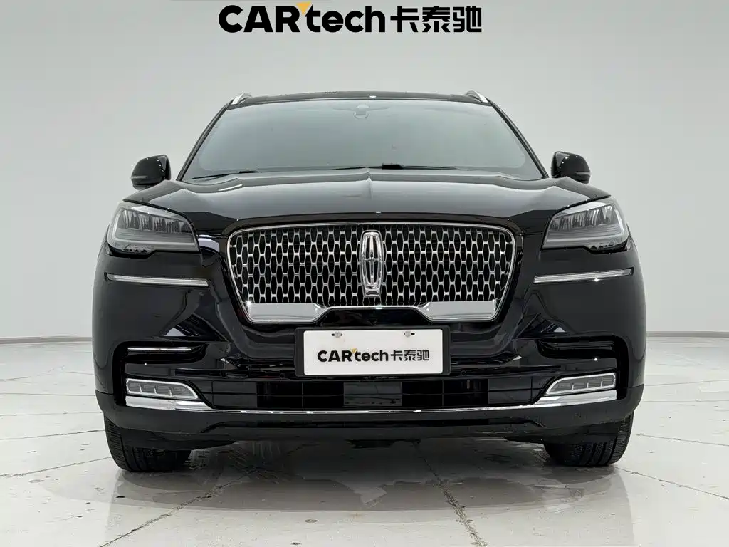 Lincoln Aviator — миниатюра 3