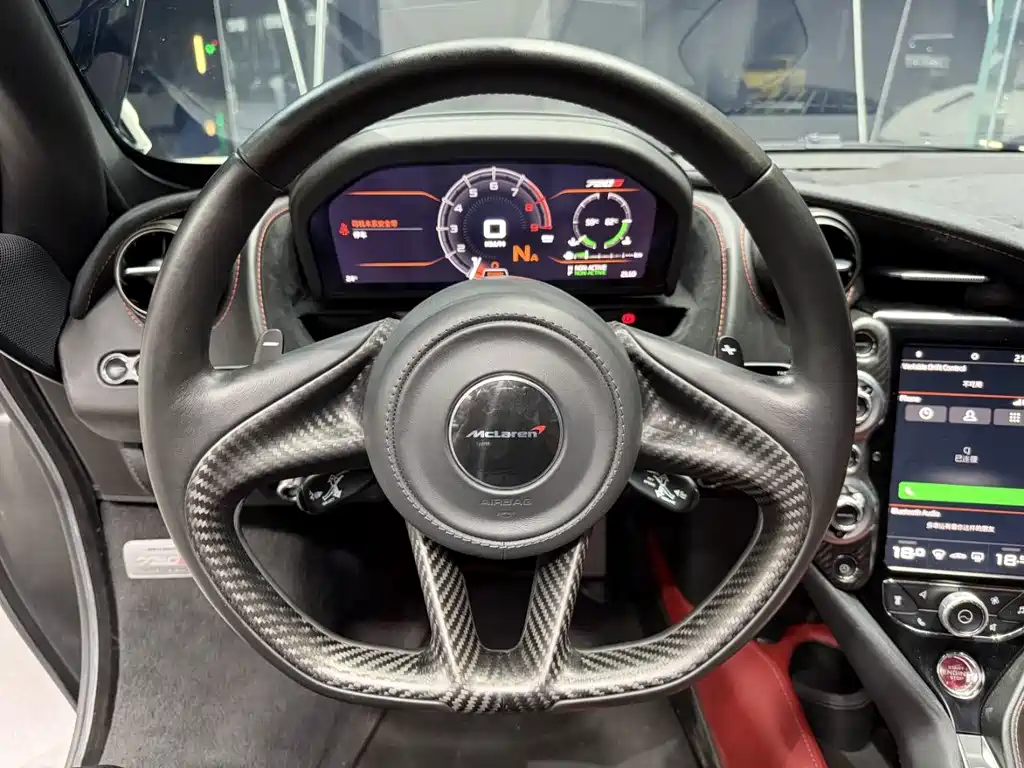 McLaren 720S — миниатюра 11