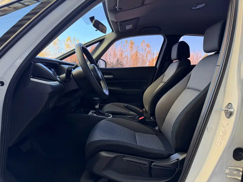 Honda Fit — миниатюра 21