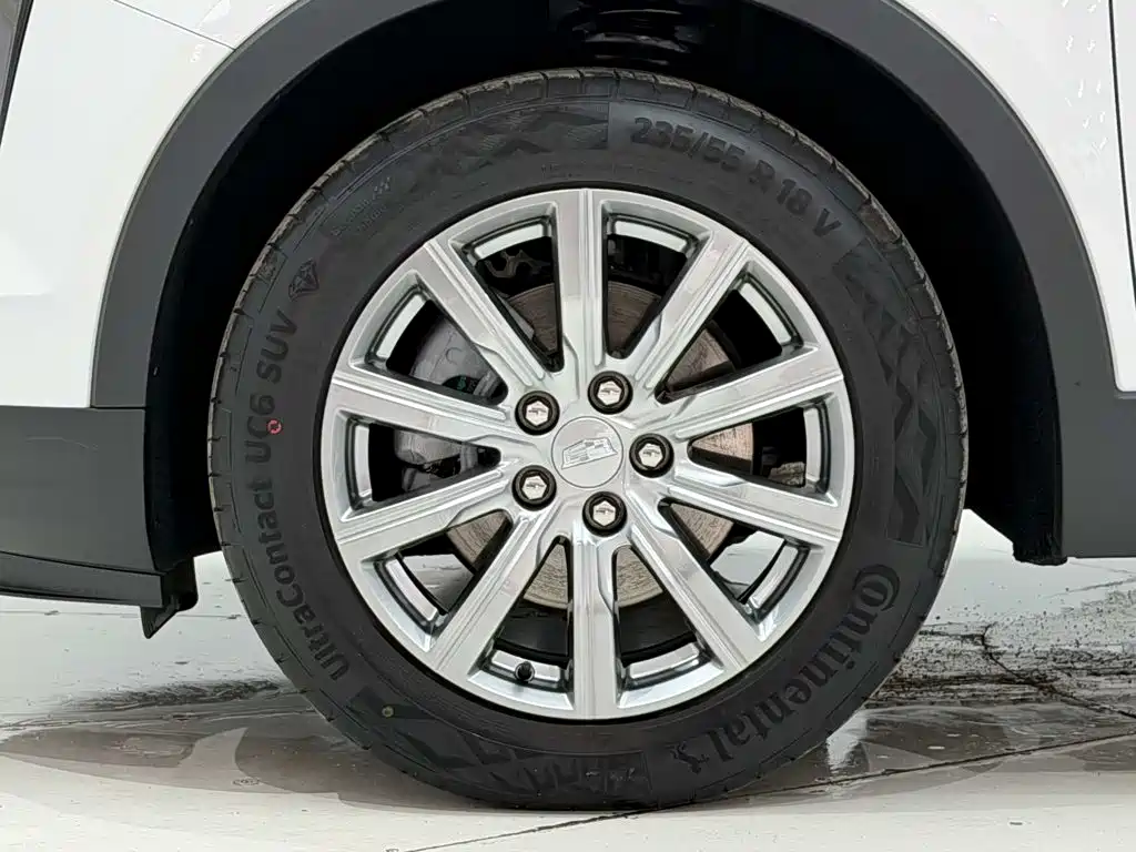 Cadillac XT4 — миниатюра 11