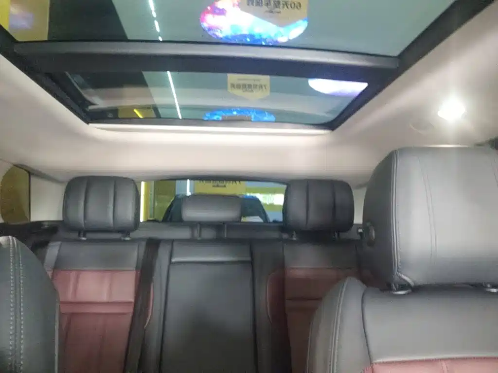 Land Rover Evoque — миниатюра 18