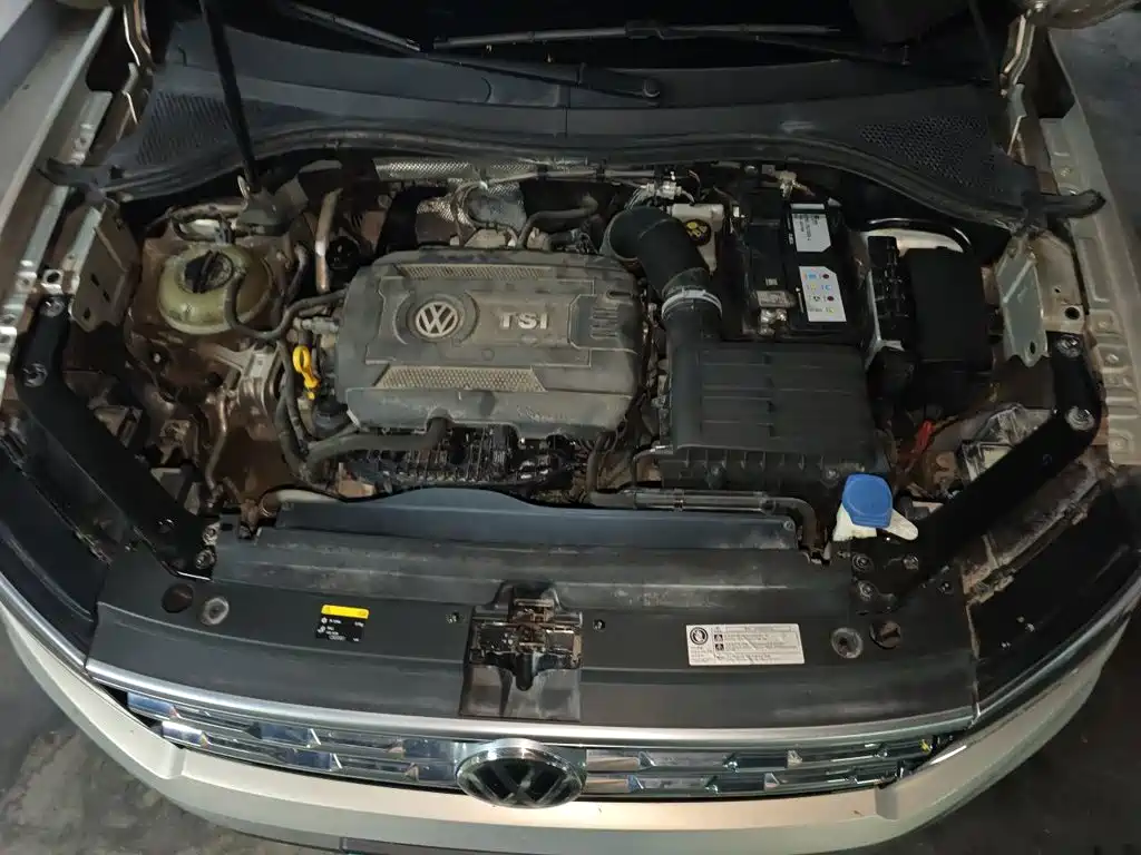 Volkswagen Tiguan L — миниатюра 21