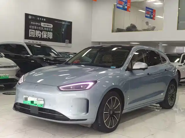 AITO M5