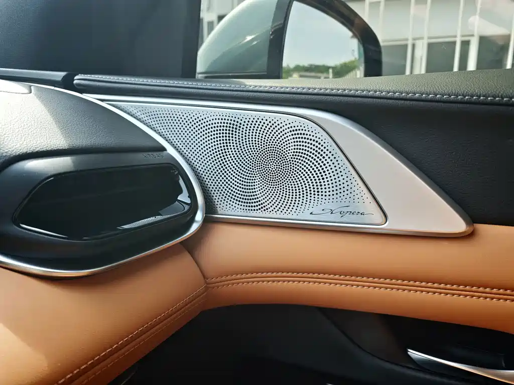 XPeng G9 — миниатюра 11
