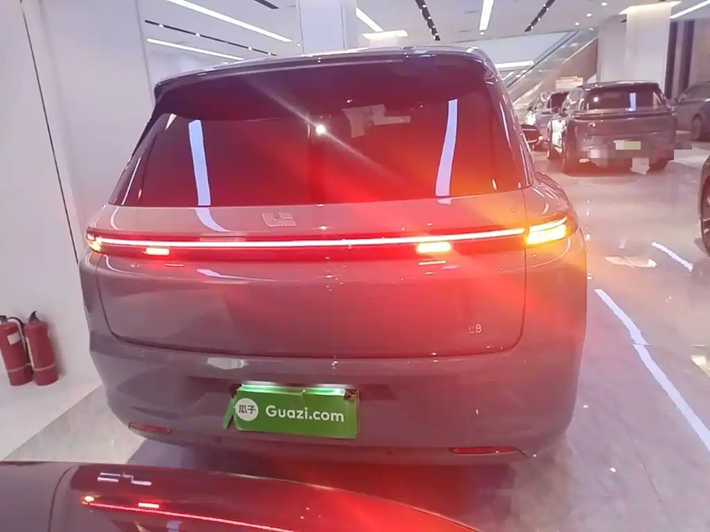 Li Auto Li L8 — миниатюра 6