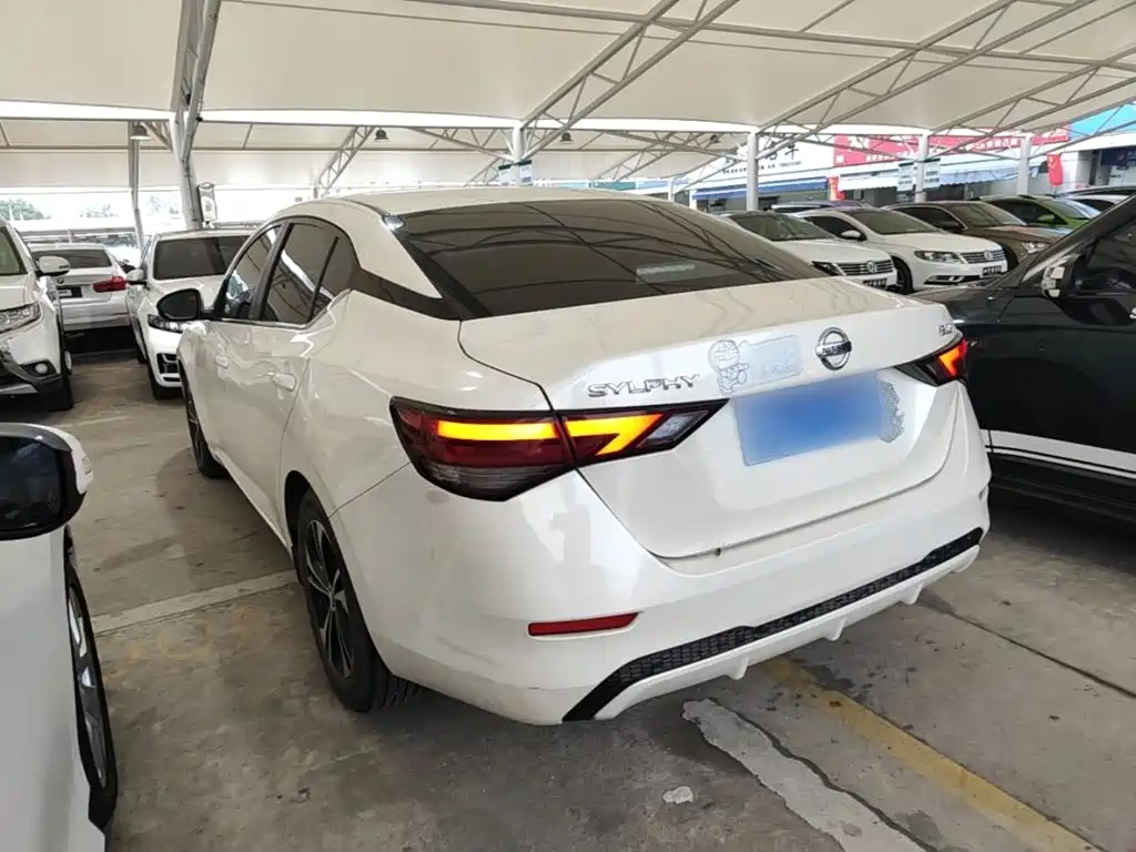 Nissan Sylphy — миниатюра 5