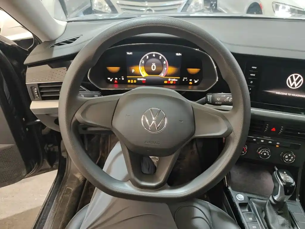 Volkswagen Passat — миниатюра 11