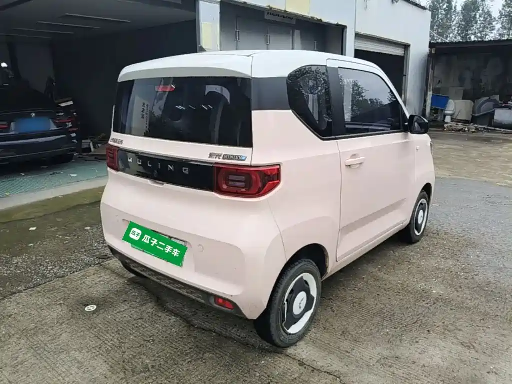 Wuling MINIEV — миниатюра 7