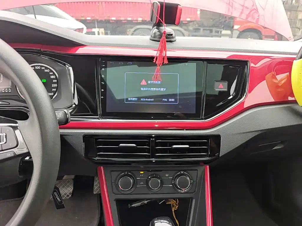 Volkswagen Polo — миниатюра 13