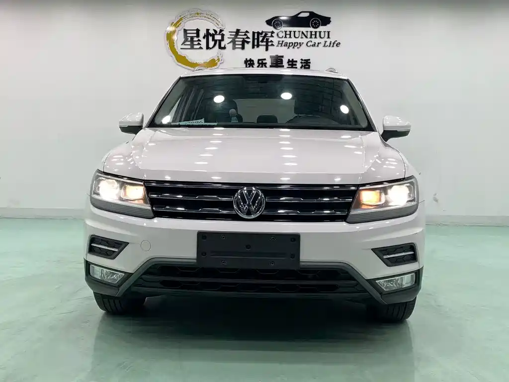 Volkswagen Tiguan L — миниатюра 2