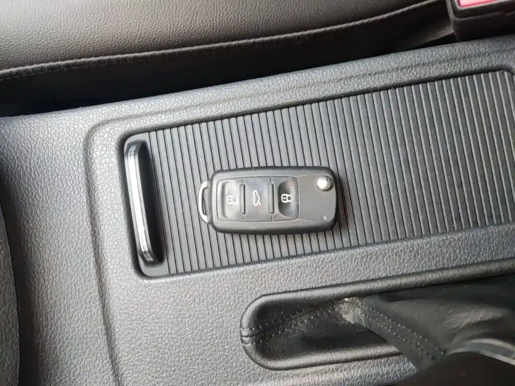 Volkswagen Sagitar — миниатюра 9