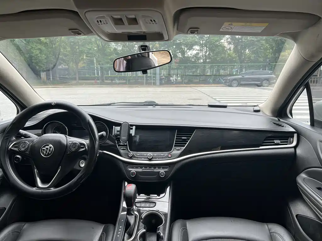 Buick Verano — миниатюра 15