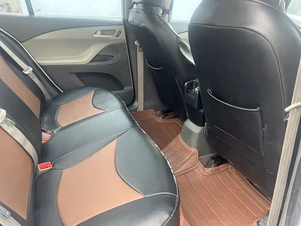 Chevrolet Sail — миниатюра 7