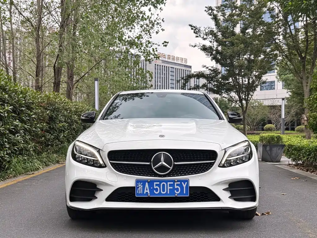 Mercedes-Benz C-Class — миниатюра 5