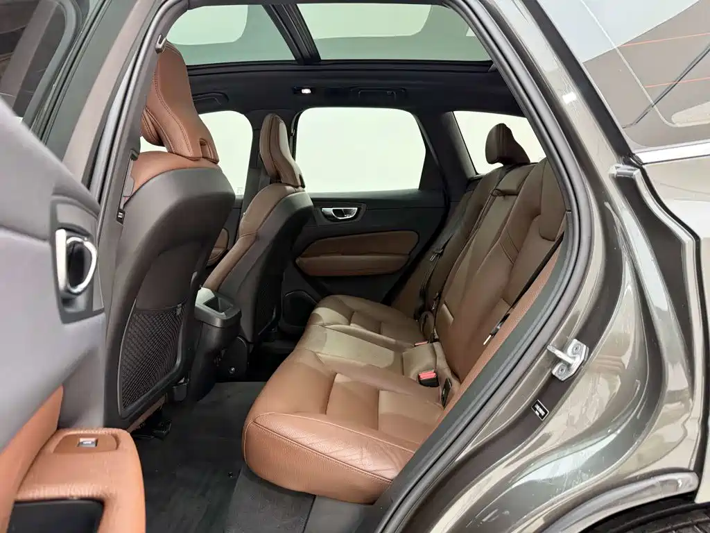 Volvo XC60 — миниатюра 18