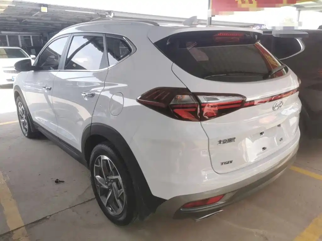 Hyundai Tucson — миниатюра 5
