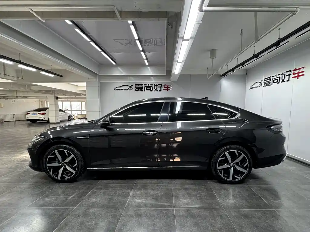 Volkswagen Lamando — миниатюра 4