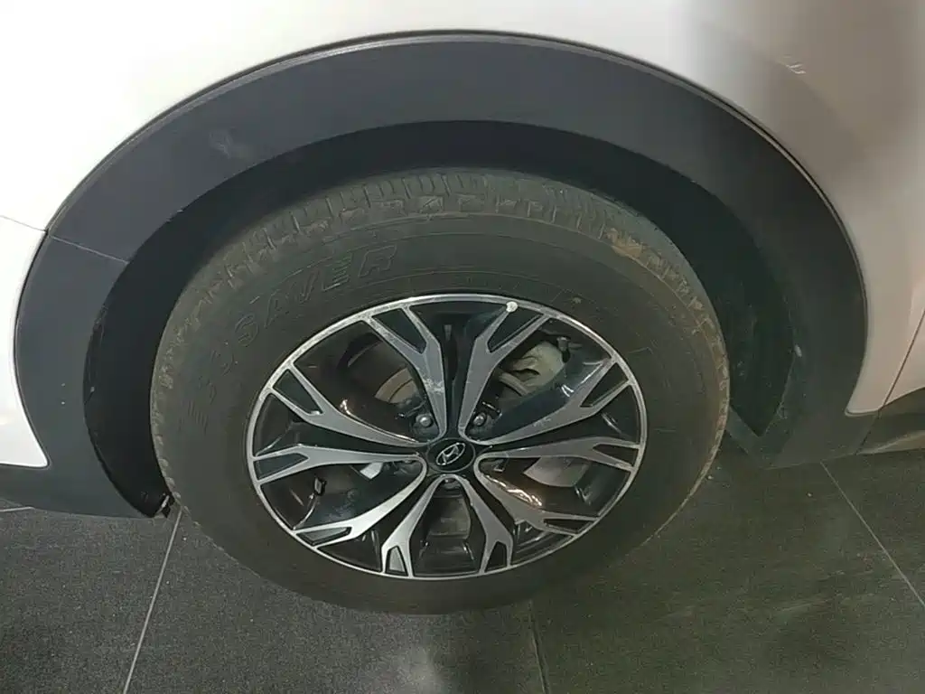 Hyundai Santa Fe — миниатюра 23