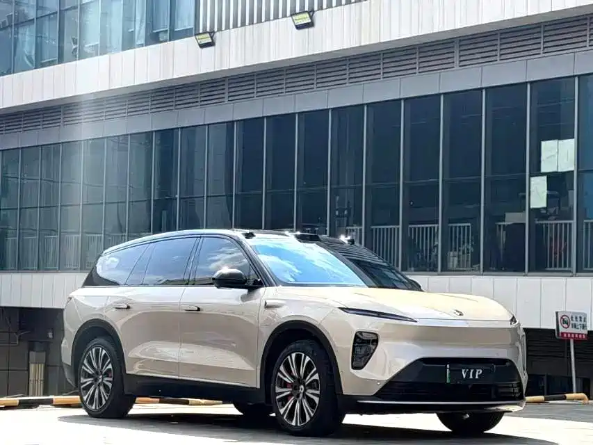 NIO ES8 — миниатюра 2