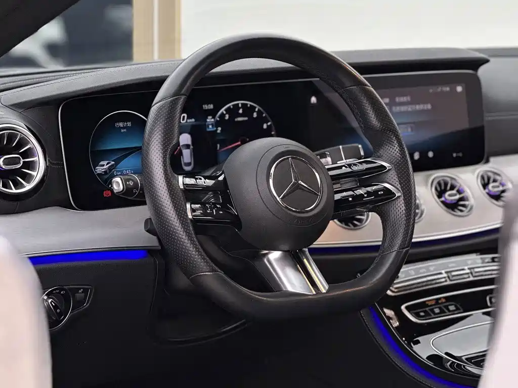 Mercedes-Benz E-Class (Import) — миниатюра 7