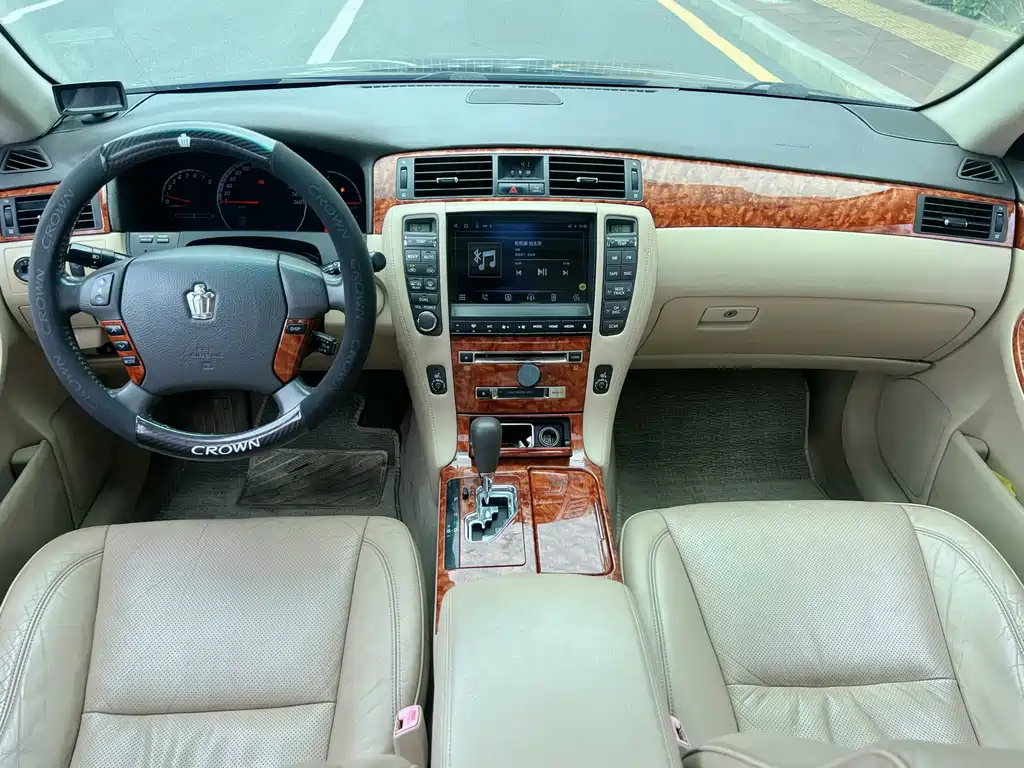Toyota Crown 2007 2.5L Royal