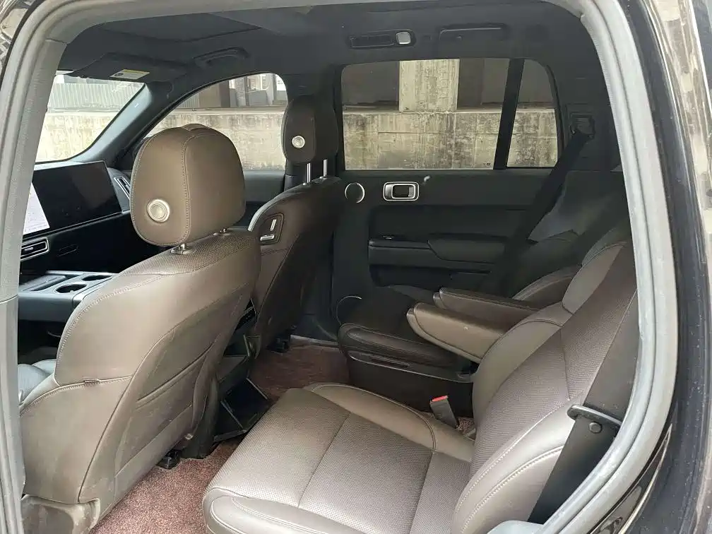 Li Auto L8 2023 Pro