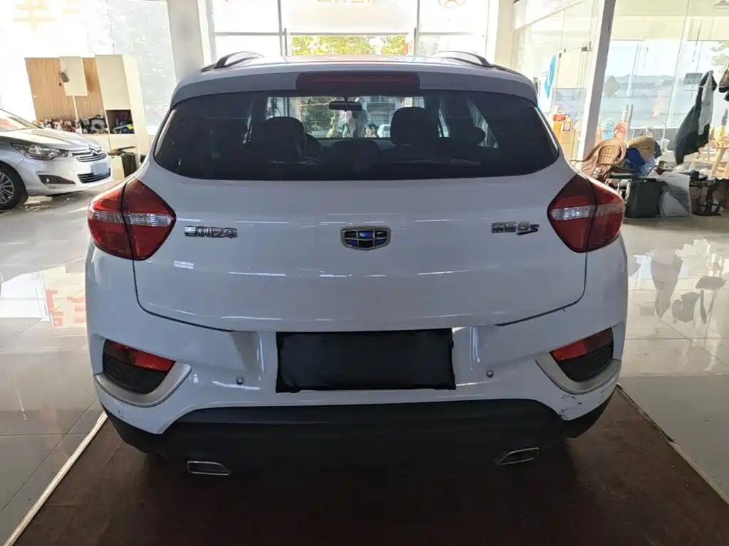 Geely Emgrand GS — миниатюра 6