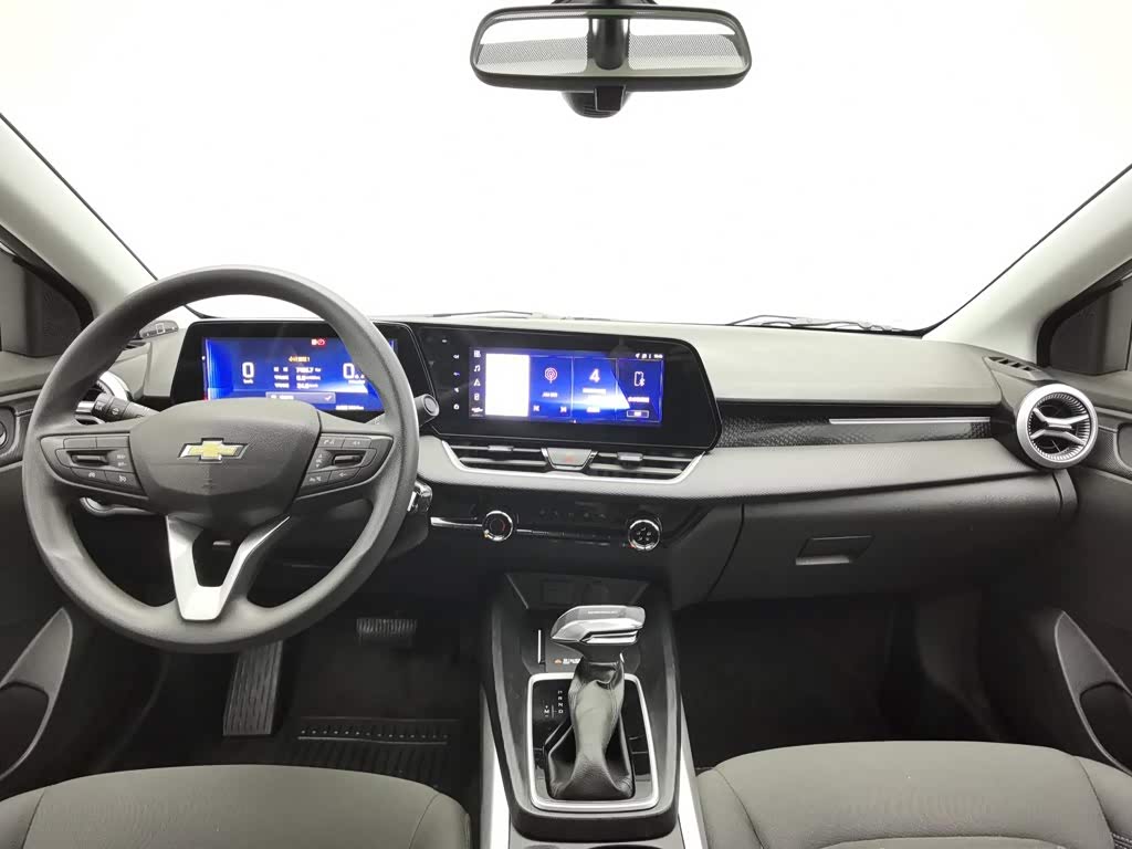 Chevrolet Monza 1.5 л 2023 г. Белый, пробег 38800 км