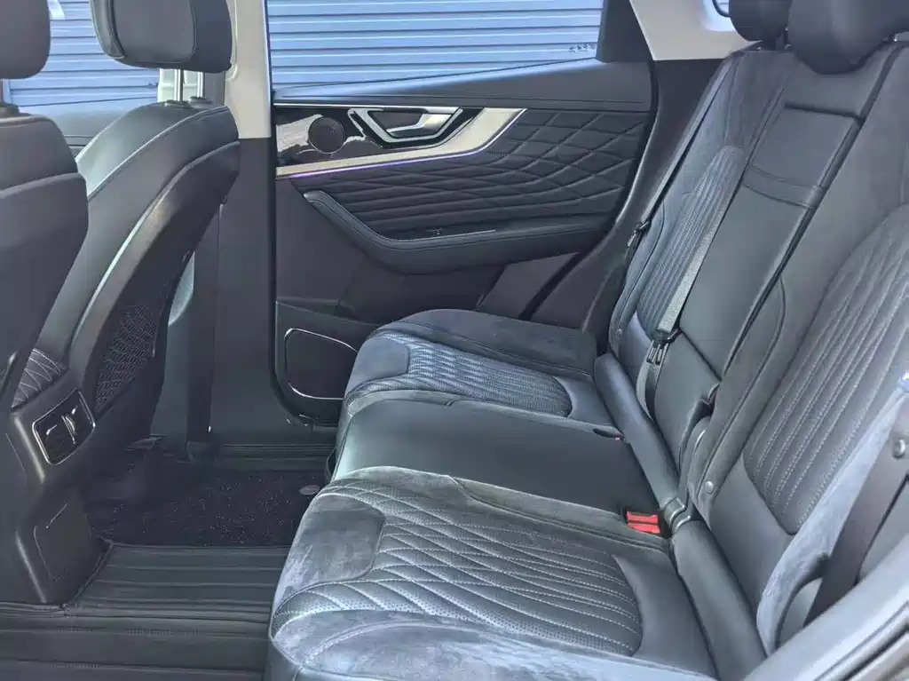 Hongqi Hongqi HS5 — миниатюра 8