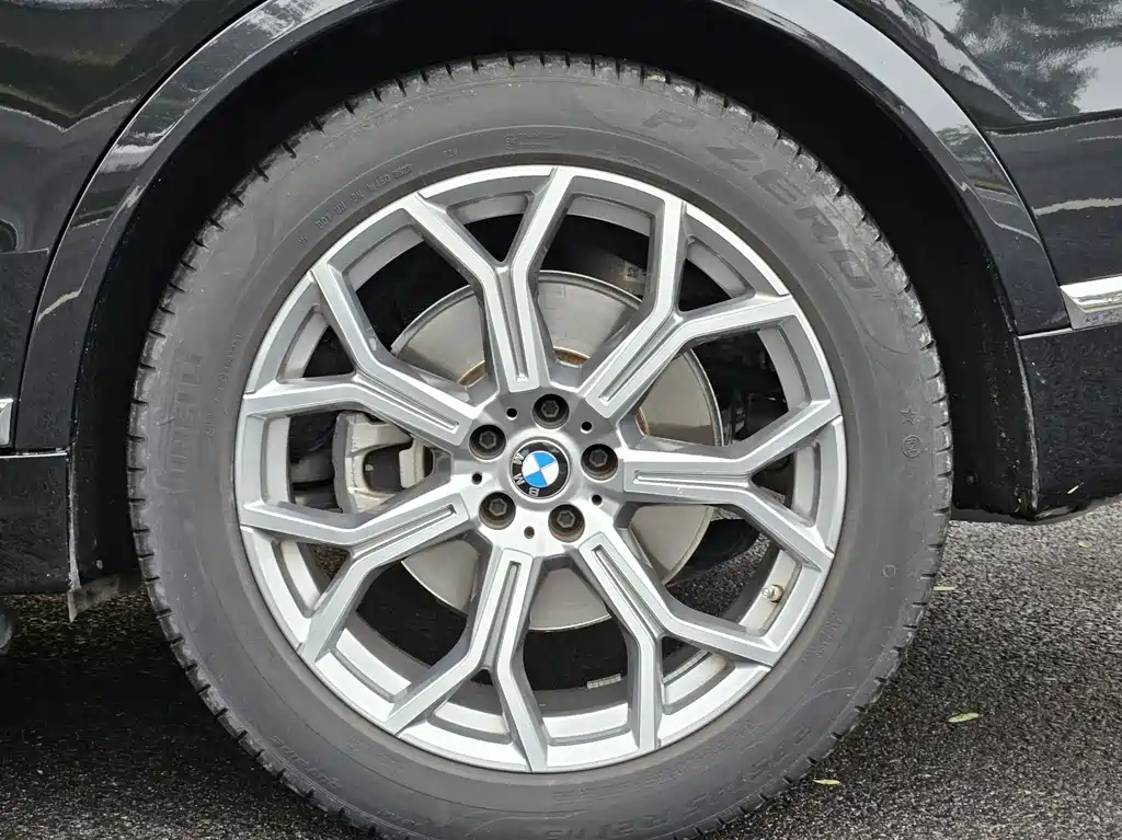 BMW X7 — миниатюра 25
