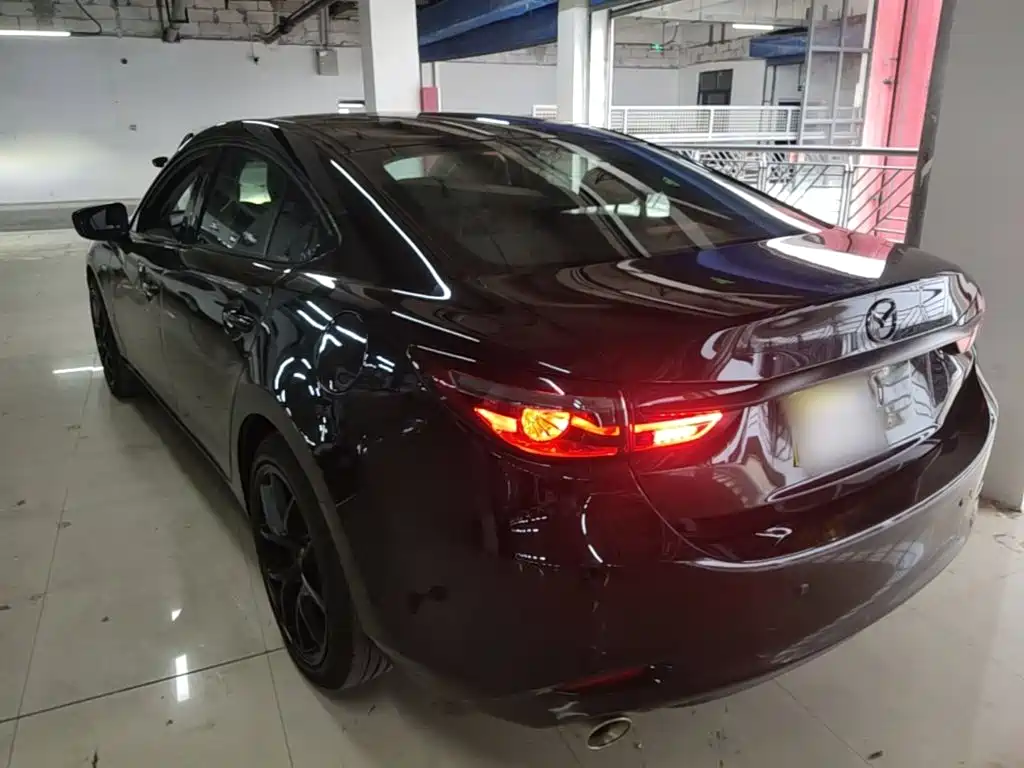 Mazda Atenza — миниатюра 5