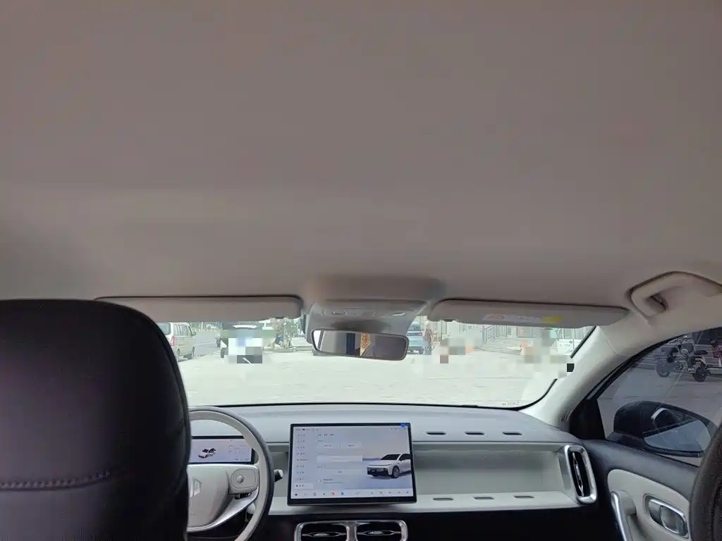 Leapmotor B01 2025 550