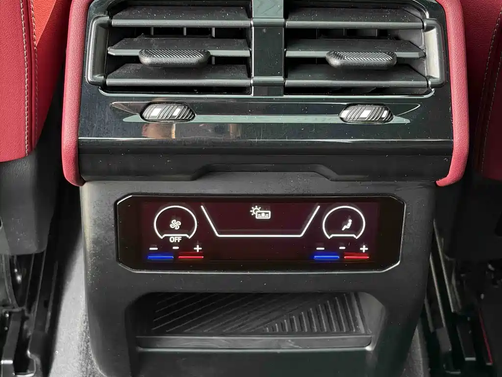 BMW 5 Series — миниатюра 19