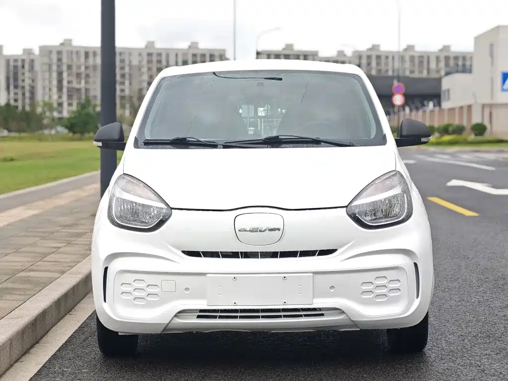 Roewe Clever — миниатюра 2