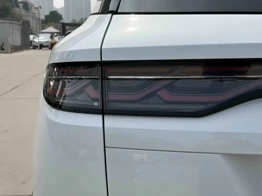 BYD L DM-i — миниатюра 15
