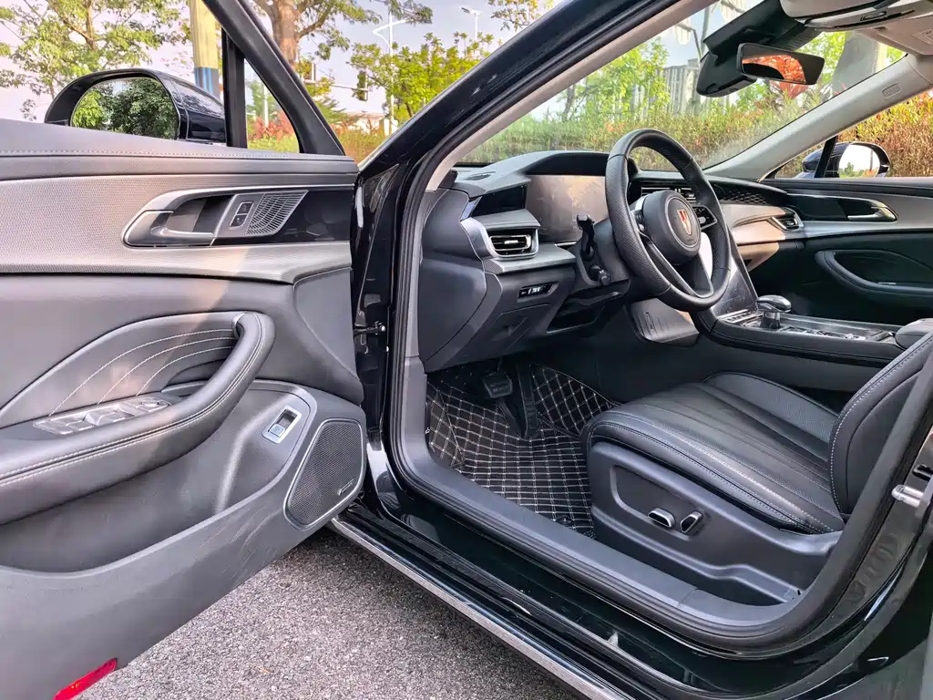 Hongqi Hongqi H5 — миниатюра 7