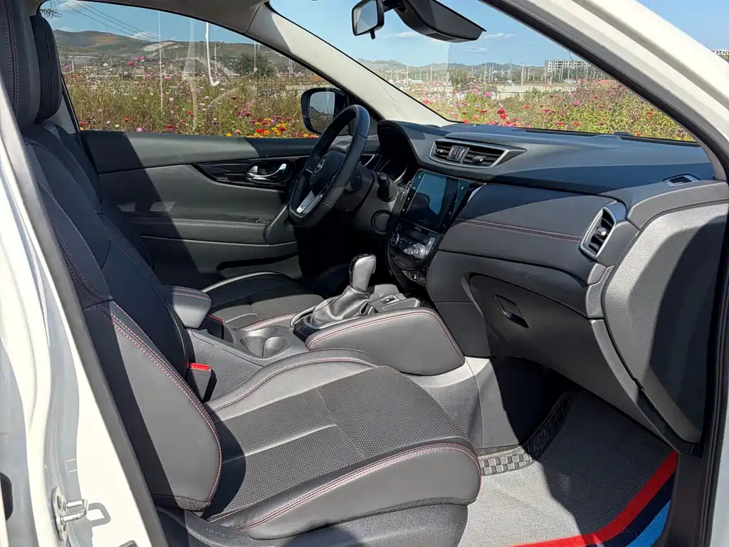 Nissan Qashqai — миниатюра 6