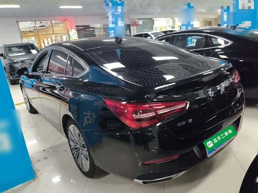 Hongqi Hongqi H5 — миниатюра 5