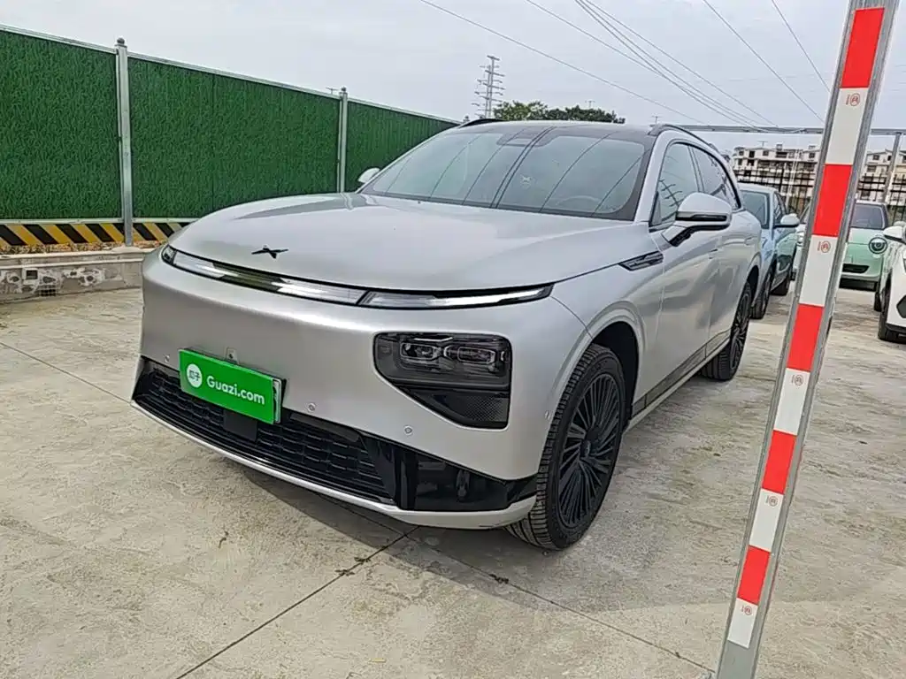 XPeng G9 — миниатюра 2