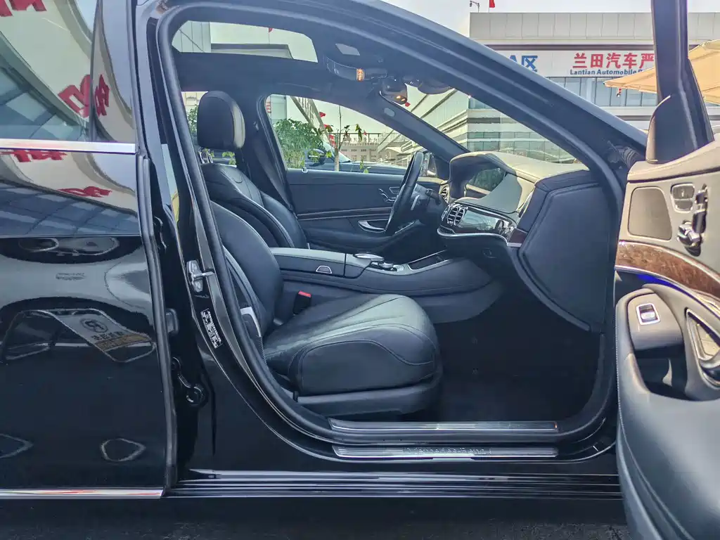 Mercedes-Benz S-Class — миниатюра 11