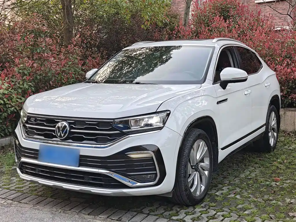 Volkswagen X 2022