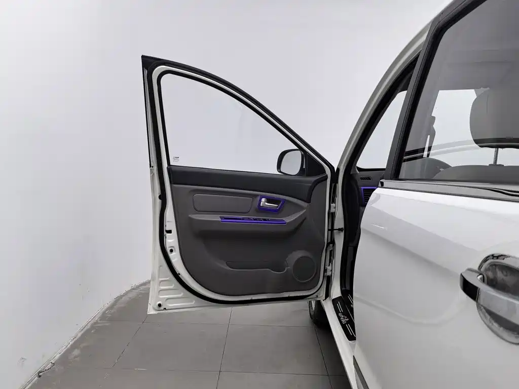 BAW Weiwang M20 — миниатюра 8