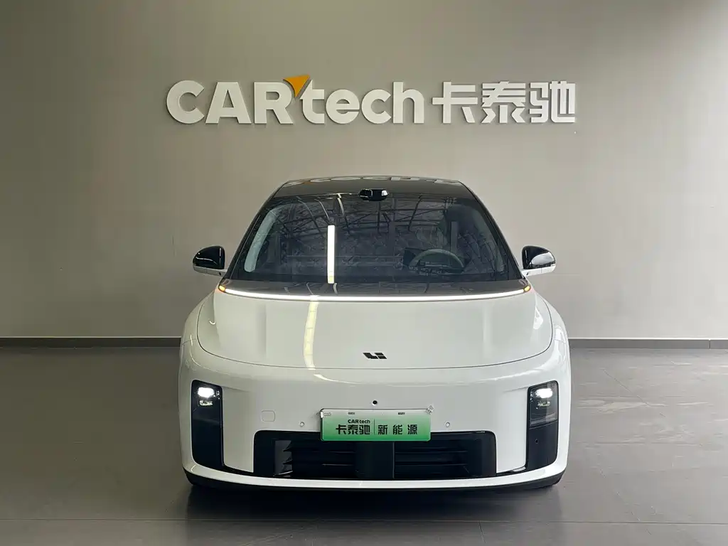 Li Auto Li i8 — миниатюра 2