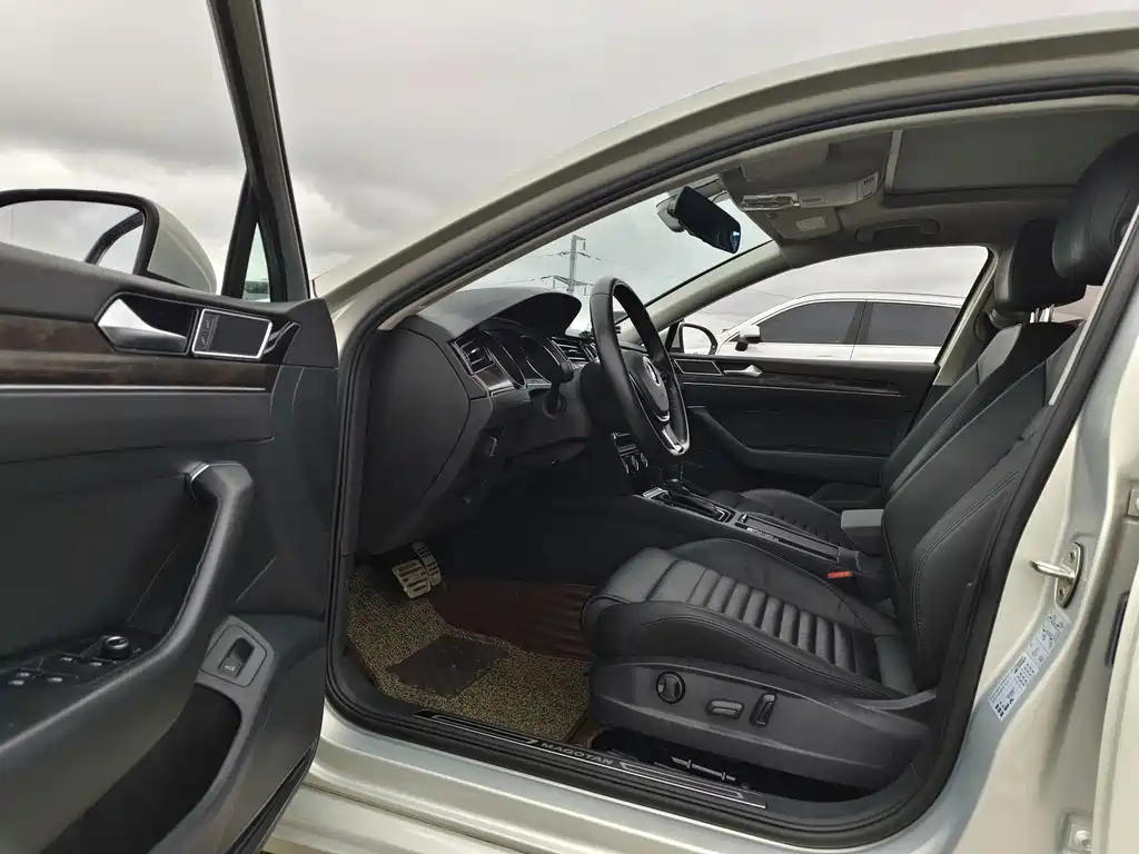 Volkswagen Magotan — миниатюра 7