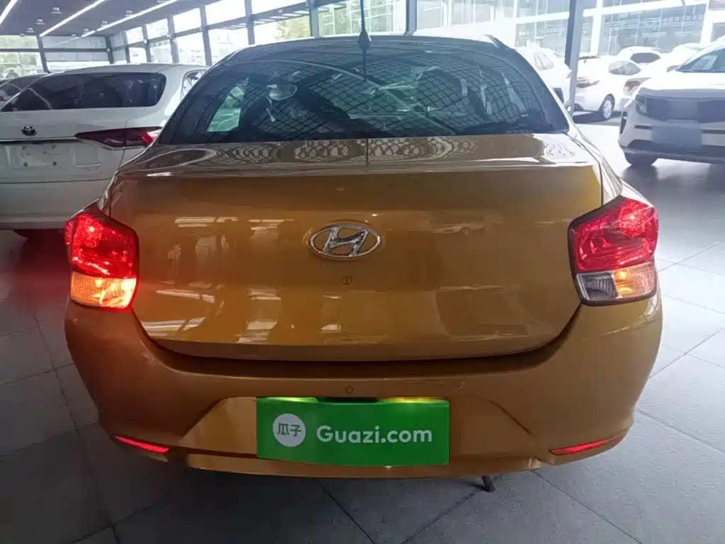 Hyundai Verna — миниатюра 6